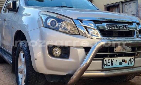 Nunua Ilio tumika Isuzu D-MAX Fedha Gari ndani ya Maputo nchini Maputo Nunua Ilio tumika Isuzu D-MAX Fedha Gari ndani ya Maputo nchini Maputo