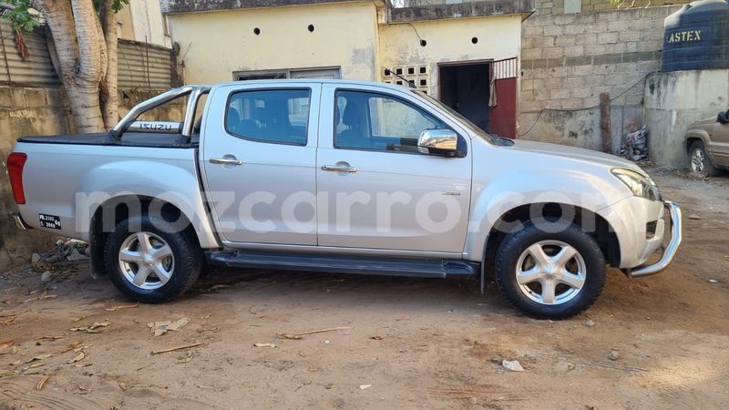 Big with watermark isuzu d max maputo maputo 28932