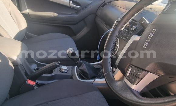 Buy Used Isuzu D-MAX Other Car in Maputo in Maputo Buy Used Isuzu D-MAX Other Car in Maputo in Maputo