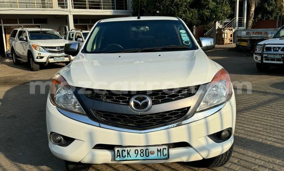 Nunua Ilio tumika Mazda BT-50 Nyeupe Gari ndani ya Maputo nchini Maputo Nunua Ilio tumika Mazda BT-50 Nyeupe Gari ndani ya Maputo nchini Maputo