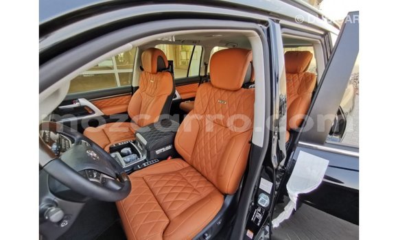 Tenga Imported Toyota Land Cruiser Nhema Mota in Import - Dubai in Cabo Delgado Tenga Imported Toyota Land Cruiser Nhema Mota in Import - Dubai in Cabo Delgado