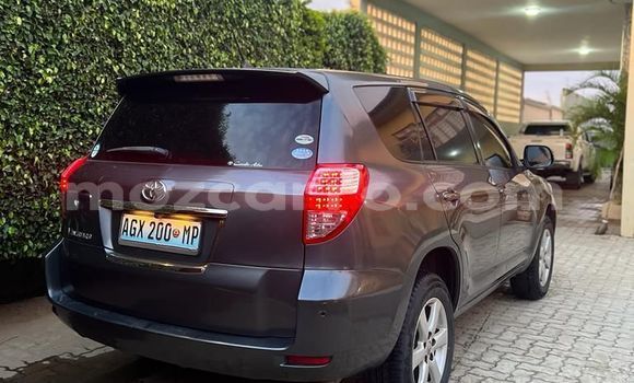 Comprar Usado Toyota Vanguard De outros Carro em Maputo em Maputo Comprar Usado Toyota Vanguard De outros Carro em Maputo em Maputo