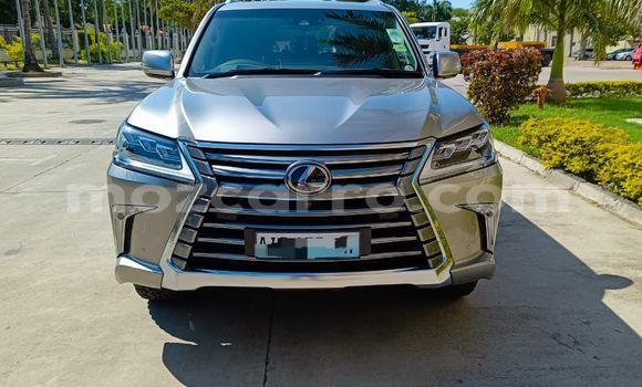 Tenga Itsva Lexus LX 570 Zvimwe Mota in Maputo in Maputo Tenga Itsva Lexus LX 570 Zvimwe Mota in Maputo in Maputo