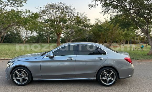 Comprar Usado Mercedes-Benz E-Classe Prata Carro em Maputo em Maputo Comprar Usado Mercedes-Benz E-Classe Prata Carro em Maputo em Maputo