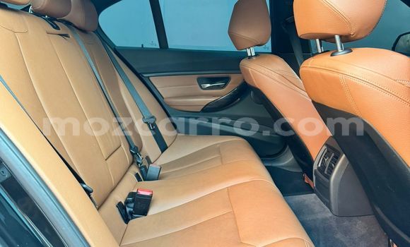 Comprar Novo BMW 3200 Preto Carro em Maputo em Maputo Comprar Novo BMW 3200 Preto Carro em Maputo em Maputo