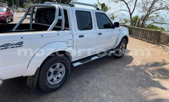 Tenga Tsaru Nissan Hardbody Chena Mota in Maputo in Maputo Tenga Tsaru Nissan Hardbody Chena Mota in Maputo in Maputo