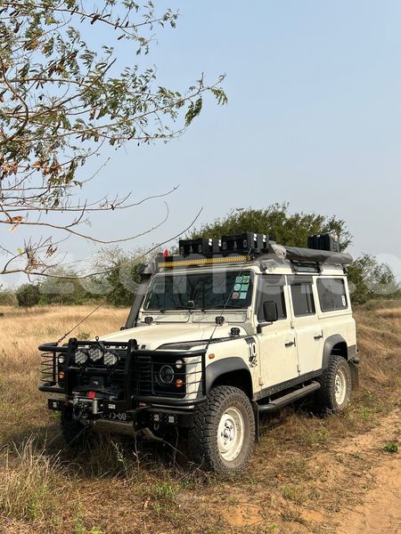 Big with watermark land rover defender maputo maputo 28982