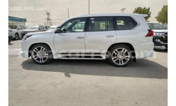 Buy Import Lexus LX White Car in Import - Dubai in Cabo Delgado Buy Import Lexus LX White Car in Import - Dubai in Cabo Delgado