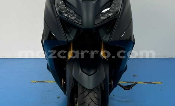 Comprar Usado Yamaha TMAX Preto Moto em Maputo em Maputo