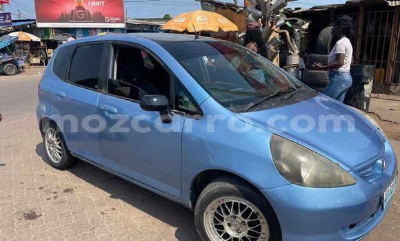 Comprar Usado Honda Fit Azul Carro em Maputo em Maputo