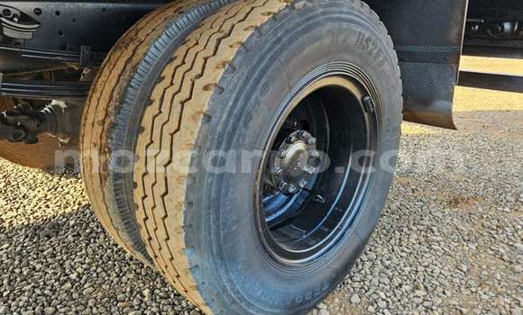 Comprar Usado Toyota Dyna Branco Caminhão em Maputo em Maputo Comprar Usado Toyota Dyna Branco Caminhão em Maputo em Maputo