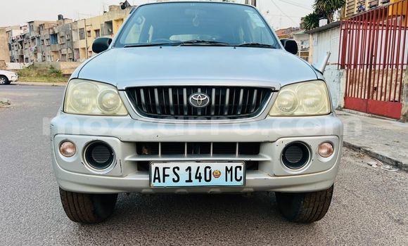 Comprar Usado Toyota Cami Prata Carro em Maputo em Maputo