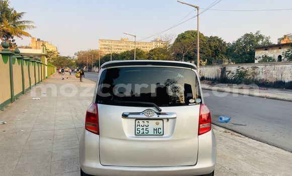 Comprar Usado Toyota Ractis Prata Carro em Maputo em Maputo Comprar Usado Toyota Ractis Prata Carro em Maputo em Maputo