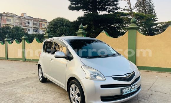 Comprar Usado Toyota Ractis Prata Carro em Maputo em Maputo Comprar Usado Toyota Ractis Prata Carro em Maputo em Maputo