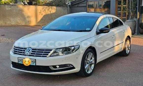 Nunua Ilio tumika Volkswagen Corrado Nyeupe Gari ndani ya Maputo nchini Maputo Nunua Ilio tumika Volkswagen Corrado Nyeupe Gari ndani ya Maputo nchini Maputo