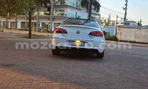 Nunua Ilio tumika Volkswagen Corrado Nyeupe Gari ndani ya Maputo nchini Maputo Nunua Ilio tumika Volkswagen Corrado Nyeupe Gari ndani ya Maputo nchini Maputo