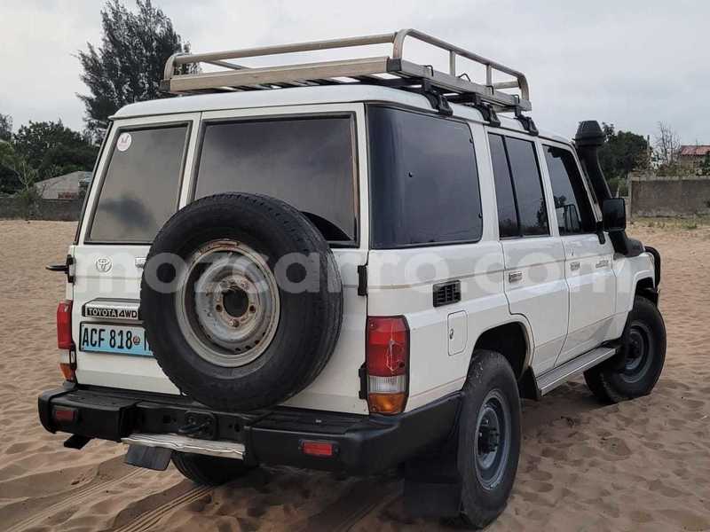 Big with watermark toyota land cruiser maputo maputo 29040