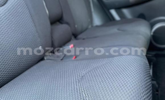 Buy Used Toyota RAV4 White Car in Maputo in Maputo Buy Used Toyota RAV4 White Car in Maputo in Maputo