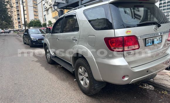 Nunua Ilio tumika Toyota Fortuner Nyingine Gari ndani ya Maputo nchini Maputo Nunua Ilio tumika Toyota Fortuner Nyingine Gari ndani ya Maputo nchini Maputo