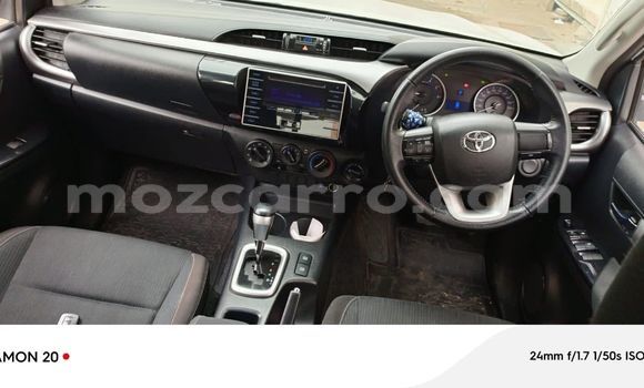 Comprar Novo Toyota Hilux Branco Carro em Maputo em Maputo Comprar Novo Toyota Hilux Branco Carro em Maputo em Maputo