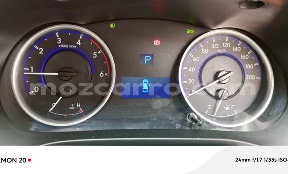 Comprar Novo Toyota Hilux Branco Carro em Maputo em Maputo Comprar Novo Toyota Hilux Branco Carro em Maputo em Maputo