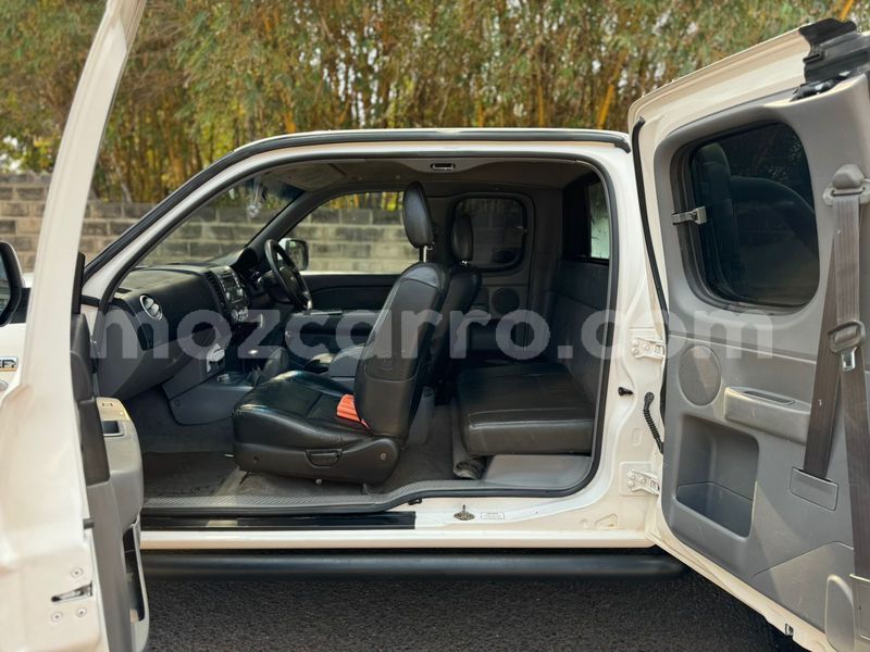 Big with watermark mazda bt 50 maputo maputo 29073