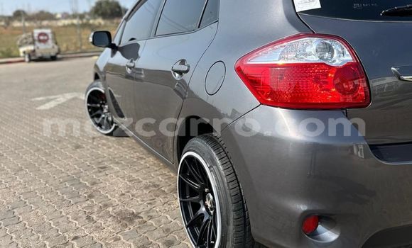 Comprar Usado Toyota Auris Prata Carro em Maputo em Maputo Comprar Usado Toyota Auris Prata Carro em Maputo em Maputo
