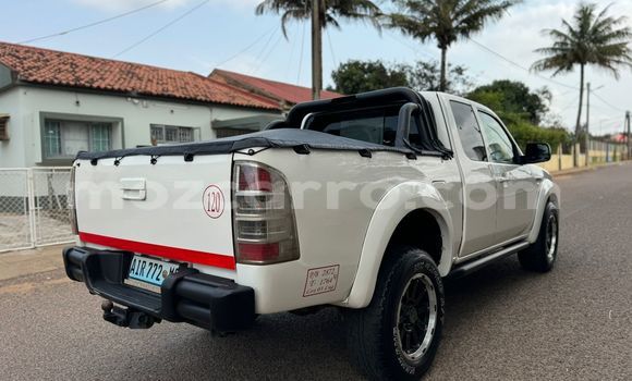 Nunua Ilio tumika Ford Ranger Nyeupe Gari ndani ya Maputo nchini Maputo Nunua Ilio tumika Ford Ranger Nyeupe Gari ndani ya Maputo nchini Maputo