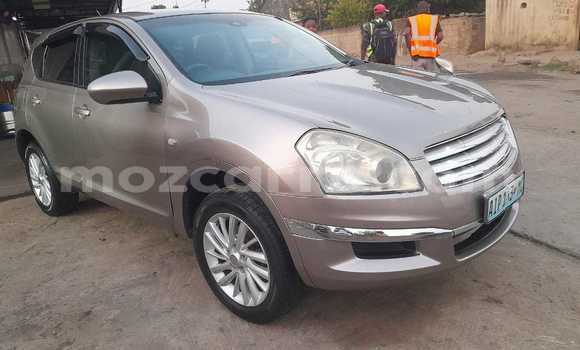 Tenga Tsaru Nissan Dualis Beige Mota in Maputo in Maputo Tenga Tsaru Nissan Dualis Beige Mota in Maputo in Maputo