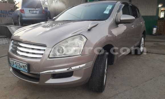 Tenga Tsaru Nissan Dualis Beige Mota in Maputo in Maputo Tenga Tsaru Nissan Dualis Beige Mota in Maputo in Maputo