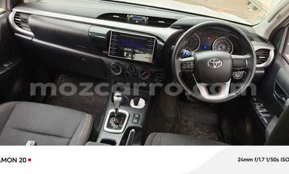 Buy Used Toyota Hilux White Car in Maputo in Maputo Buy Used Toyota Hilux White Car in Maputo in Maputo