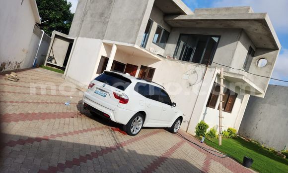 Buy Used BMW X3 White Car in Maputo in Maputo Buy Used BMW X3 White Car in Maputo in Maputo