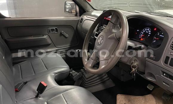 Nunua Ilio tumika Nissan Hardbody Nyeupe Gari ndani ya Maputo nchini Maputo Nunua Ilio tumika Nissan Hardbody Nyeupe Gari ndani ya Maputo nchini Maputo