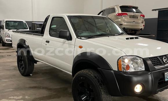 Nunua Ilio tumika Nissan Hardbody Nyeupe Gari ndani ya Maputo nchini Maputo Nunua Ilio tumika Nissan Hardbody Nyeupe Gari ndani ya Maputo nchini Maputo