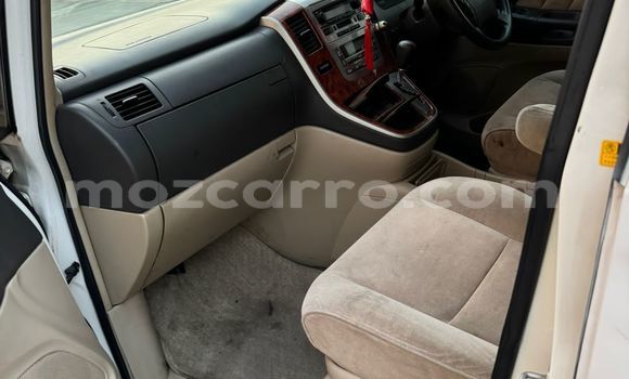 Nunua Ilio tumika Toyota Alphard Nyeupe Gari ndani ya Maputo nchini Maputo Nunua Ilio tumika Toyota Alphard Nyeupe Gari ndani ya Maputo nchini Maputo