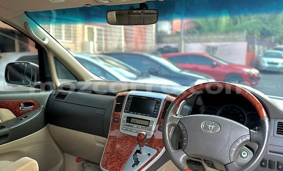 Comprar Usado Toyota Alphard Prata Carro em Maputo em Maputo Comprar Usado Toyota Alphard Prata Carro em Maputo em Maputo