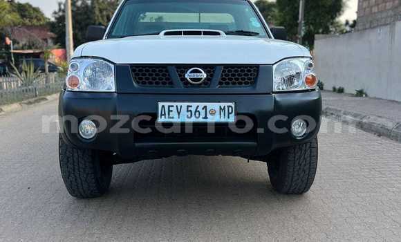 Buy Used Nissan Hardbody White Car in Maputo in Maputo Buy Used Nissan Hardbody White Car in Maputo in Maputo