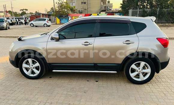 Tenga Tsaru Nissan Dualis Beige Mota in Maputo in Maputo Tenga Tsaru Nissan Dualis Beige Mota in Maputo in Maputo