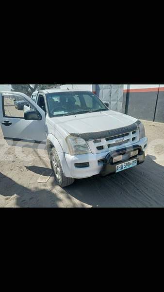 Big with watermark isuzu kb maputo maputo 29158