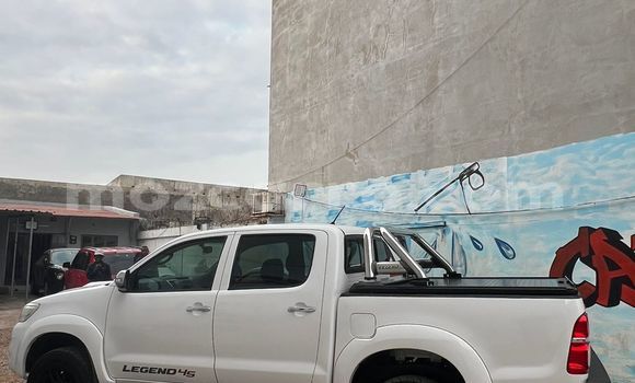 Nunua Mpya Toyota Hilux Nyeupe Gari ndani ya Maputo nchini Maputo Nunua Mpya Toyota Hilux Nyeupe Gari ndani ya Maputo nchini Maputo