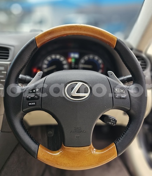 Big with watermark lexus is maputo maputo 29180