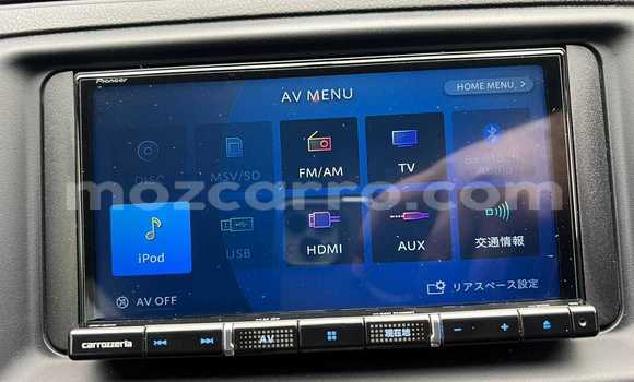 Comprar Usado Toyota Mark X Branco Carro em Maputo em Maputo Comprar Usado Toyota Mark X Branco Carro em Maputo em Maputo