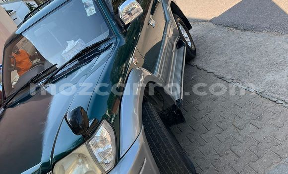 Nunua Ilio tumika Toyota Land Cruiser Prado Kijani Gari ndani ya Maputo nchini Maputo Nunua Ilio tumika Toyota Land Cruiser Prado Kijani Gari ndani ya Maputo nchini Maputo
