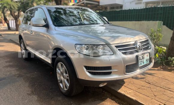 Comprar Usado Volkswagen Touareg Bege Carro em Maputo em Maputo