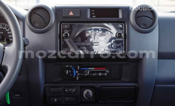 Buy Import Toyota Land Cruiser White Car in Import - Dubai in Cabo Delgado Buy Import Toyota Land Cruiser White Car in Import - Dubai in Cabo Delgado