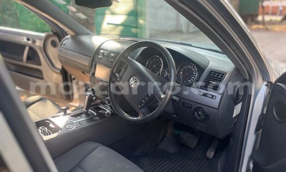 Nunua Ilio tumika Volkswagen Touareg Beige Gari ndani ya Maputo nchini Maputo Nunua Ilio tumika Volkswagen Touareg Beige Gari ndani ya Maputo nchini Maputo