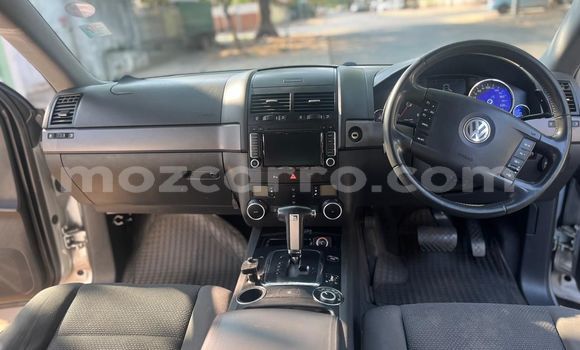 Nunua Ilio tumika Volkswagen Touareg Beige Gari ndani ya Maputo nchini Maputo Nunua Ilio tumika Volkswagen Touareg Beige Gari ndani ya Maputo nchini Maputo