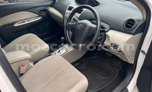 Comprar Usado Toyota Belta Branco Carro em Maputo em Maputo Comprar Usado Toyota Belta Branco Carro em Maputo em Maputo