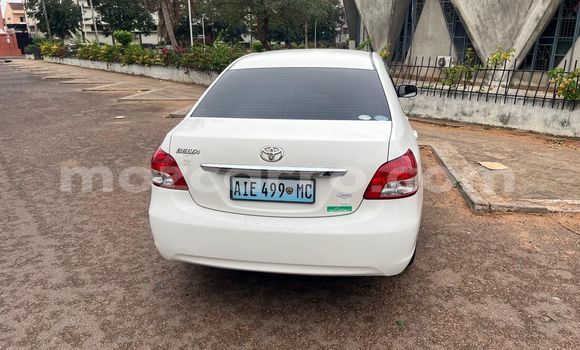 Comprar Usado Toyota Belta Branco Carro em Maputo em Maputo Comprar Usado Toyota Belta Branco Carro em Maputo em Maputo