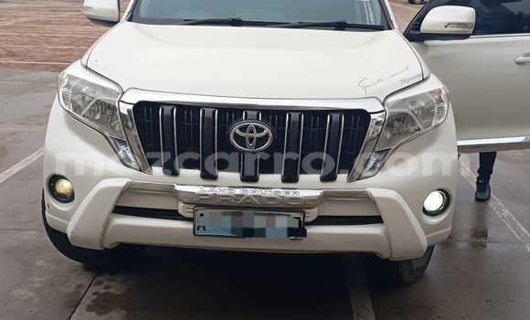 Buy Used Toyota Land Cruiser Prado White Car in Maputo in Maputo Buy Used Toyota Land Cruiser Prado White Car in Maputo in Maputo
